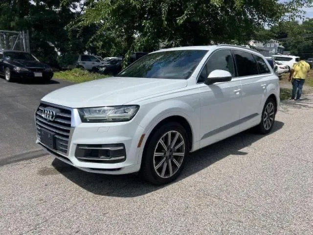 WA1VAAF70HD012760 2017 2017 Audi Q7- Prestige 2