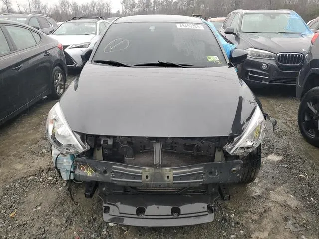 3MYDLBYV2KY512390 2019 2019 Toyota Yaris- L 5