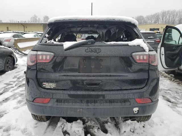 3C4NJDBB8JT400966 2018 2018 Jeep Compass- Latitude 6