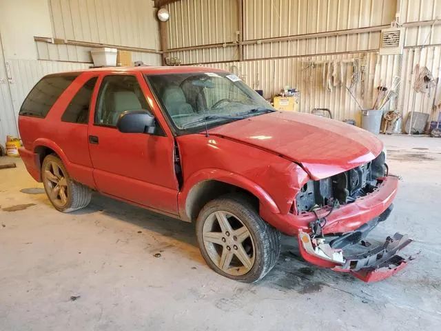 1GNCS18W21K251301 2001 2001 Chevrolet Blazer 4