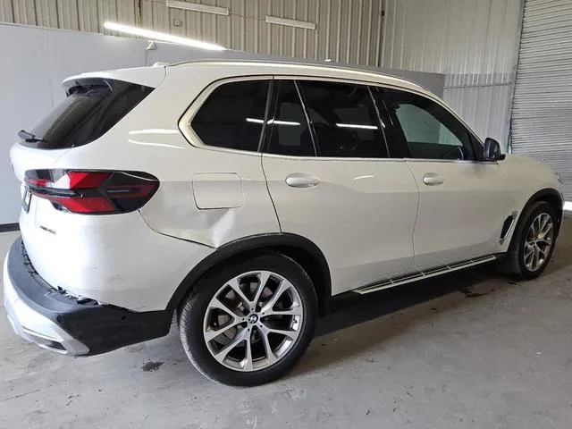 5UX23EU08R9U40210 2024 2024 BMW X5- Xdrive40I 3