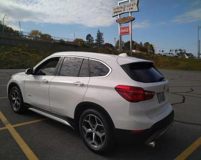 WBXHT3C3XGP880243 2016 2016 BMW X1- Xdrive28I 3