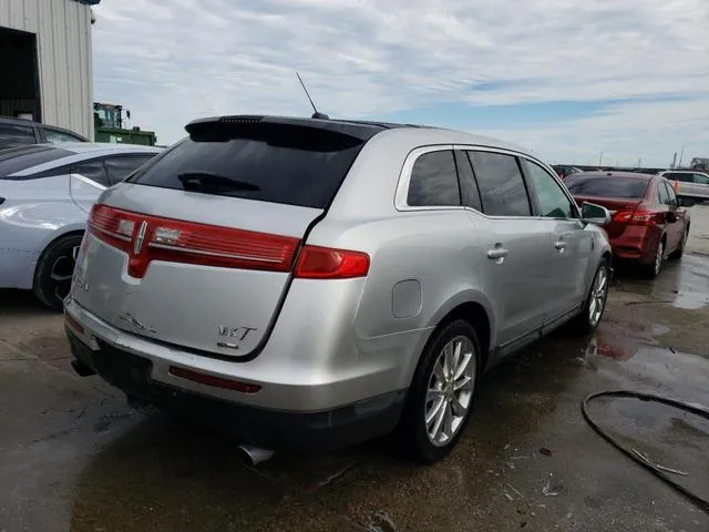 2LMHJ5AT7ABJ03356 2010 2010 Lincoln MKT 3