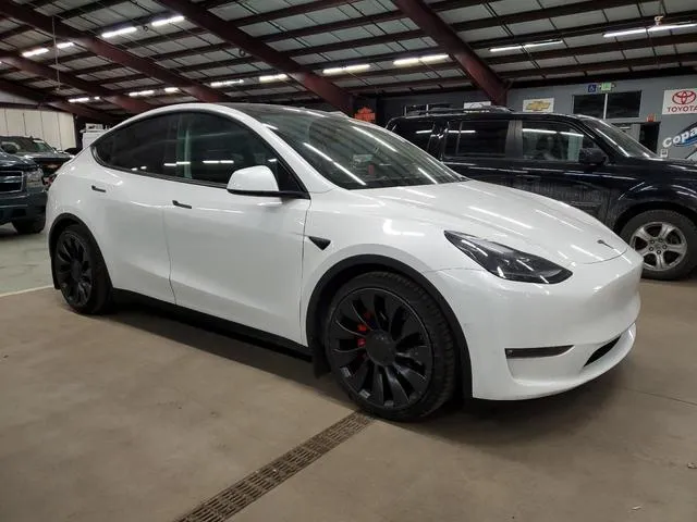 5YJYGDEFXMF230591 2021 2021 Tesla MODEL Y 4