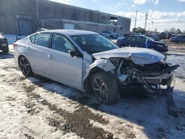 1N4BL4CV5PN301140 2023 2023 Nissan Altima- SR 4