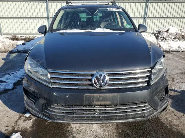 WVGEF9BP8GD000653 2016 2016 Volkswagen Touareg- Sport 5