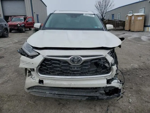 5TDDZRBH8MS124924 2021 2021 Toyota Highlander- Limited 5