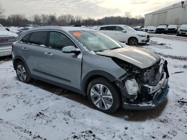 KNDCC3LG2N5161099 2022 2022 KIA Niro- S 4