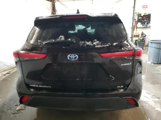 5TDHBRCH9MS020804 2021 2021 Toyota Highlander- Hybrid Xle 6