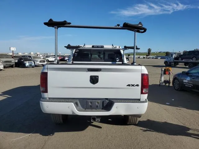 3C6UR5FL0JG162060 2018 2018 RAM 2500- Laramie 6