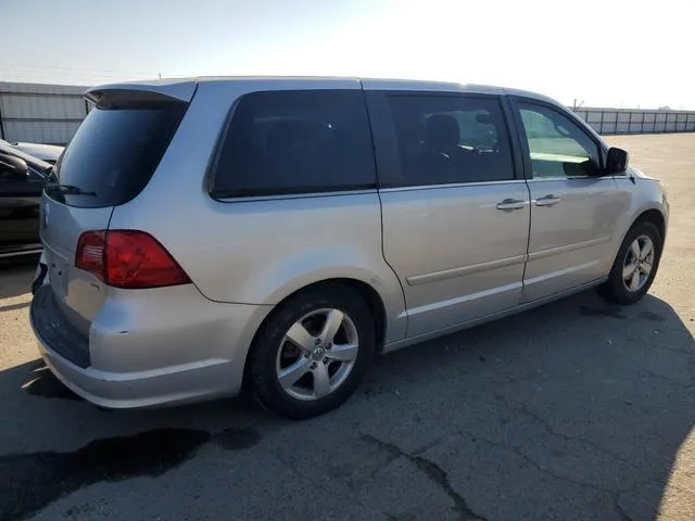 2V4RW3D19AR262851 2010 2010 Volkswagen Routan- SE 3