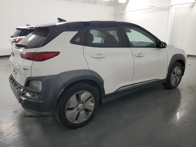 KM8K23AG9MU132684 2021 2021 Hyundai Kona- Sel 3