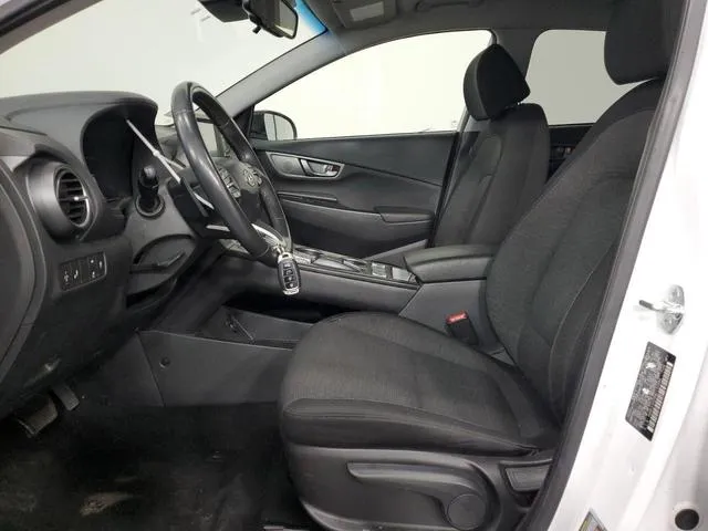 KM8K23AG9MU132684 2021 2021 Hyundai Kona- Sel 7