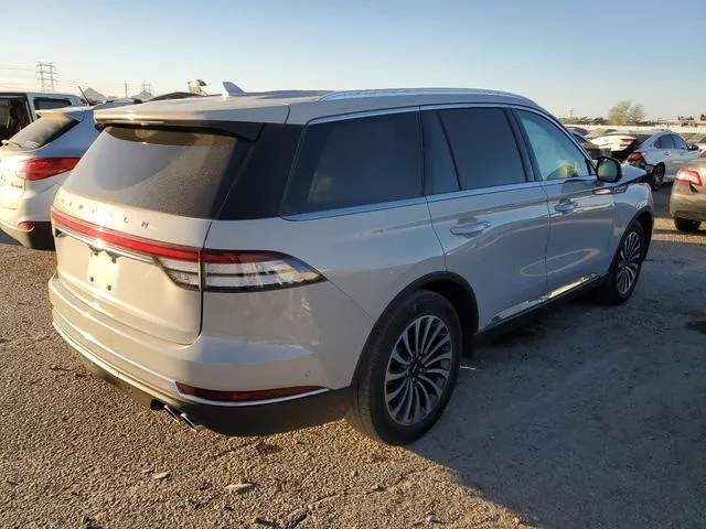 5LM5J7WC7LGL03620 2020 2020 Lincoln Aviator- Reserve 3