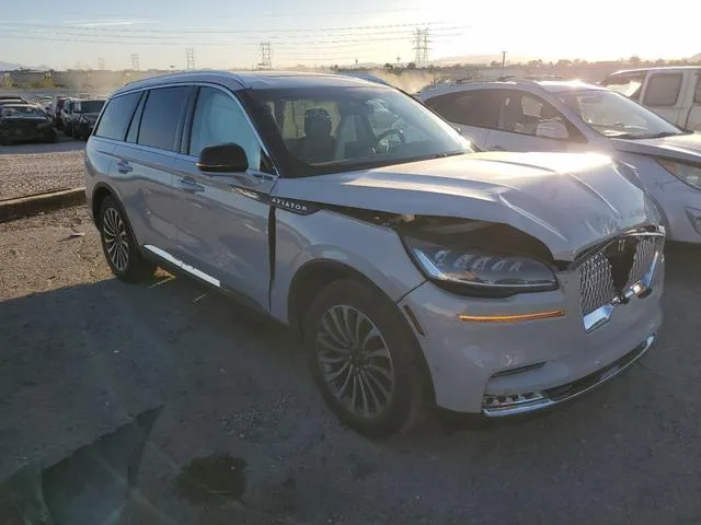 5LM5J7WC7LGL03620 2020 2020 Lincoln Aviator- Reserve 4