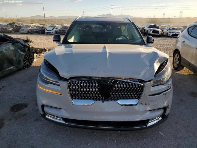 5LM5J7WC7LGL03620 2020 2020 Lincoln Aviator- Reserve 5