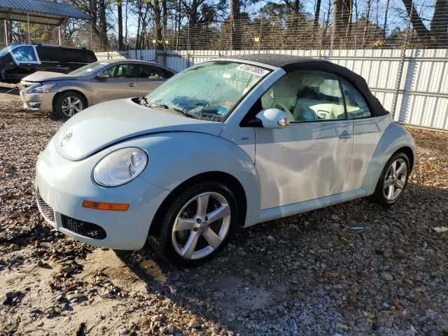 3VWRW3AL8AM010691 2010 2010 Volkswagen New Beetle 1