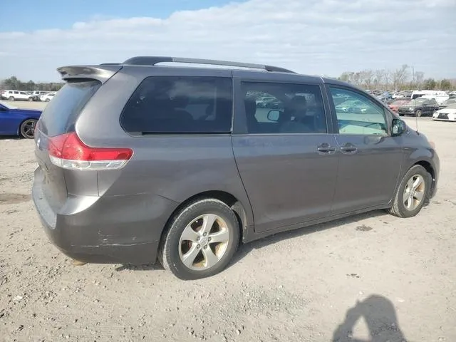 5TDKK3DC5DS323357 2013 2013 Toyota Sienna- LE 3