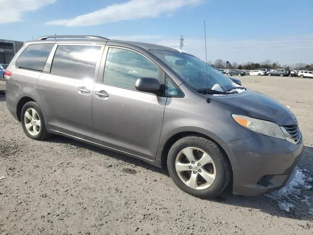 5TDKK3DC5DS323357 2013 2013 Toyota Sienna- LE 4