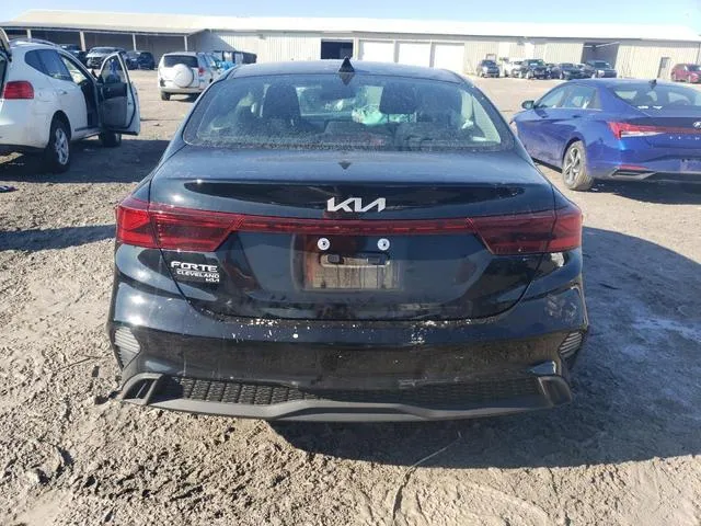 3KPF24AD6RE799381 2024 2024 KIA Forte- LX 6