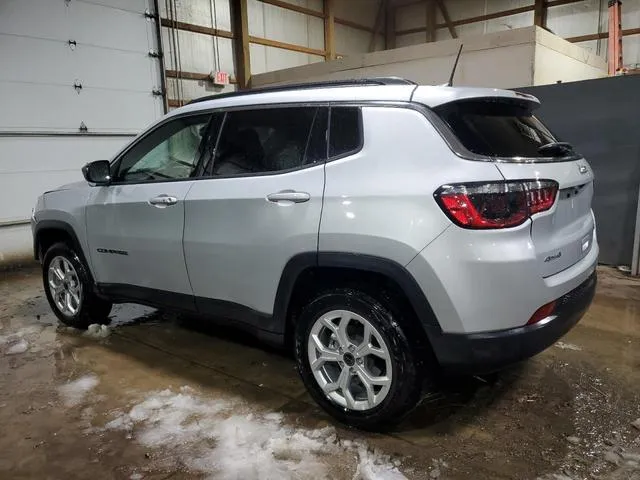 3C4NJDBN5ST523619 2025 2025 Jeep Compass- Latitude 2