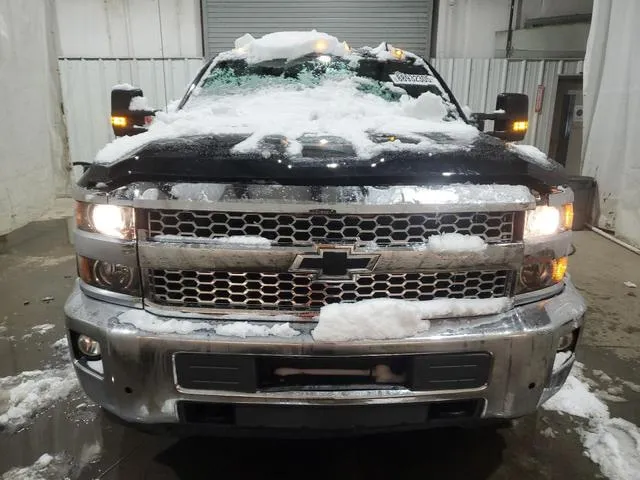 1GC1KREG5KF254652 2019 2019 Chevrolet Silverado- K2500 Heav 5