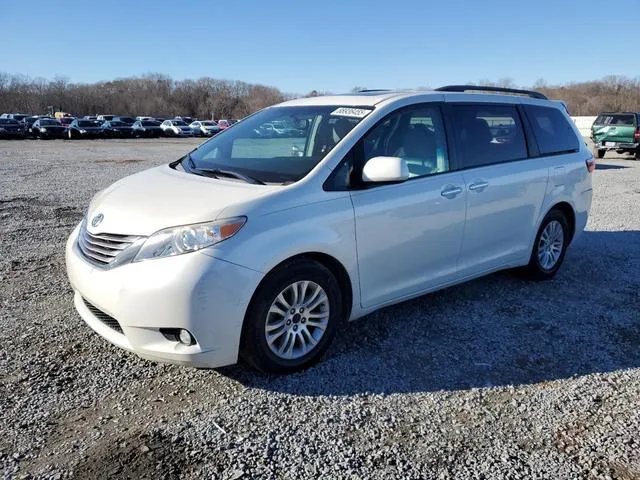 5TDYK3DC4GS764671 2016 2016 Toyota Sienna- Xle 1