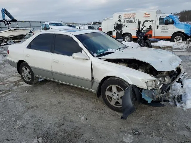 JT2BG22K110578228 2001 2001 Toyota Camry- CE 4