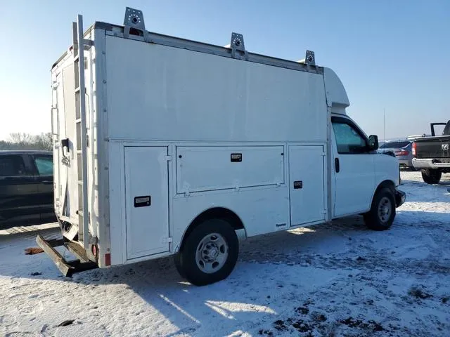 1GBHG31U741228888 2004 2004 Chevrolet Express 3