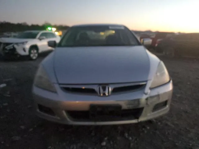 1HGCM56867A138806 2007 2007 Honda Accord- EX 5