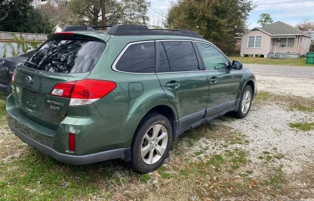 4S4BRDLC9D2268529 2013 2013 Subaru Outback- 3-6R Limited 4