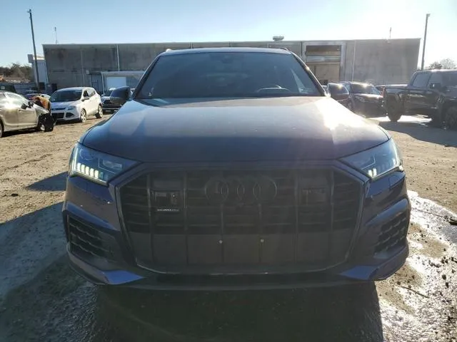 WA1VXAF71MD033206 2021 2021 Audi Q7- Prestige 5