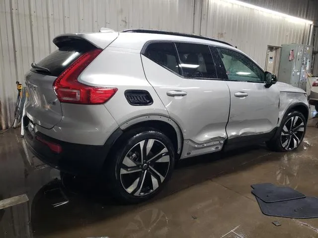 YV4L12UC1S2505026 2025 2025 Volvo XC40- Plus 3