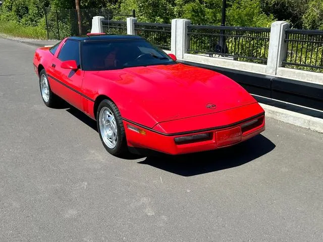 1G1YY238XL5106268 1990 1990 Chevrolet Corvette 2