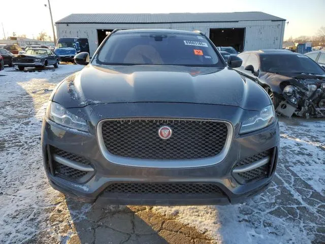 SADCL2BN0HA088311 2017 2017 Jaguar F-Pace- R - Sport 5