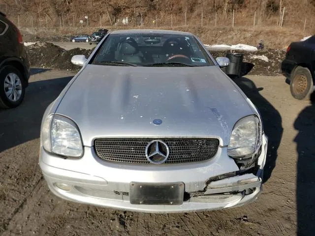 WDBKK49F11F208161 2001 2001 Mercedes-Benz SLK-Class- 230 Ko 5