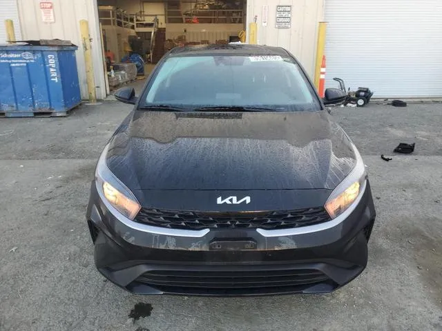 3KPF24AD9PE612146 2023 2023 KIA Forte- LX 5