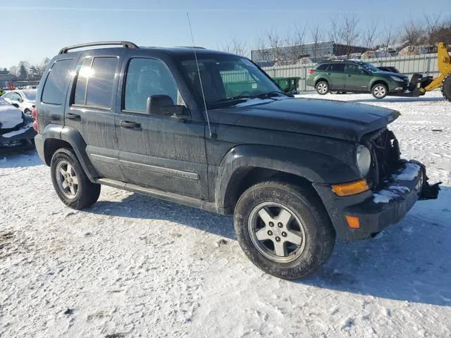 1J4GL38K35W690368 2005 2005 Jeep Liberty- Renegade 4