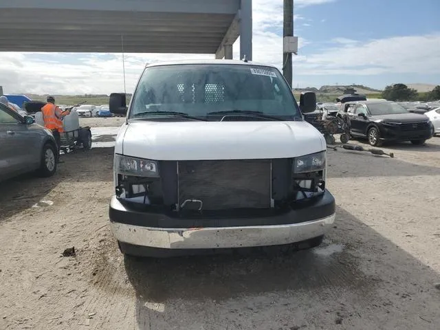 1GTW7AF76N1264390 2022 2022 GMC Savana- G2500 5