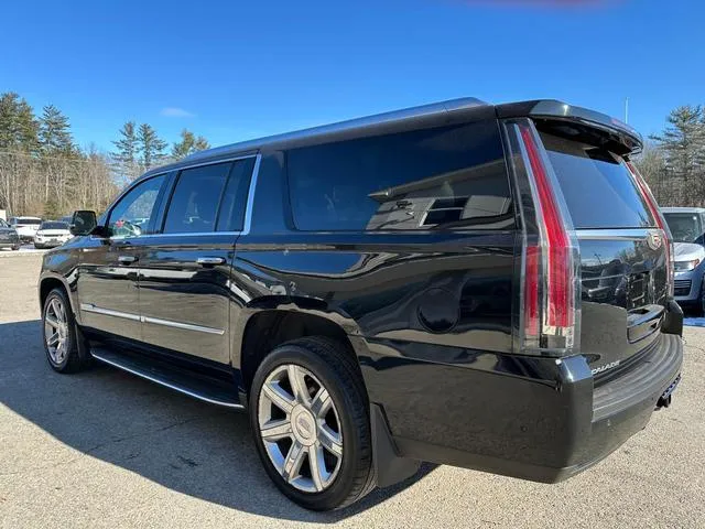 1GYS4HKJ4JR324738 2018 2018 Cadillac Escalade- Esv Luxury 3