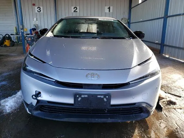 JTDACAAU4R3020301 2024 2024 Toyota Prius- LE 5