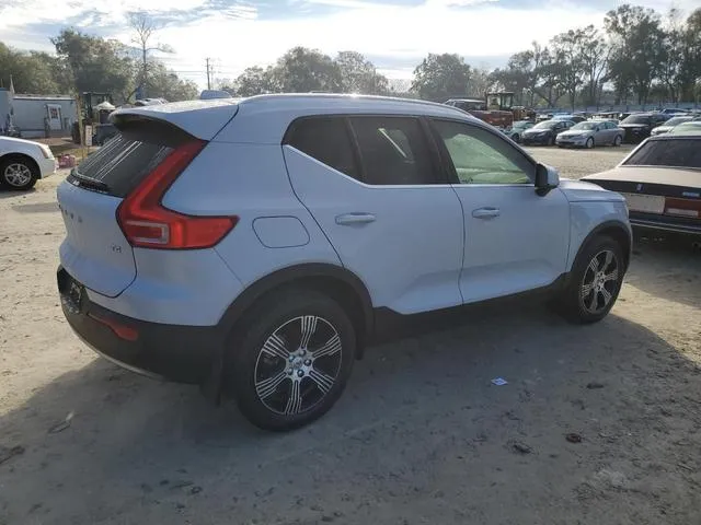 YV4AC2HL6M2573031 2021 2021 Volvo XC40- T4 Inscription 3