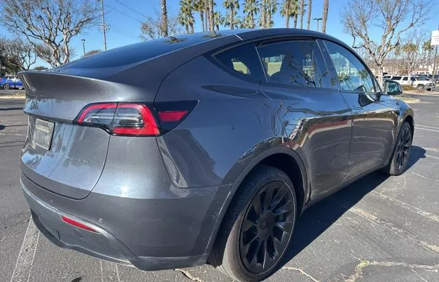 7SAYGDEE0NF365509 2022 2022 Tesla MODEL Y 4