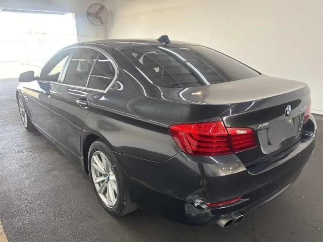 WBA5A7C54FD628676 2015 2015 BMW 5 Series- 528 XI 3