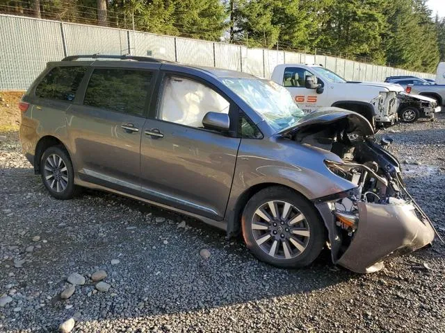 5TDDZ3DC3JS204514 2018 2018 Toyota Sienna- Xle 4