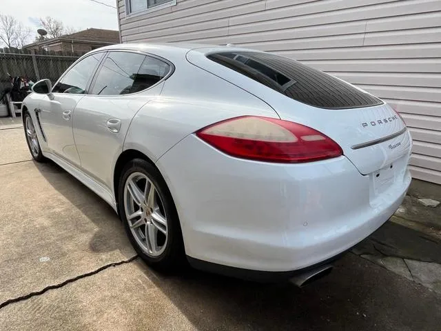 WP0AA2A74DL016182 2013 2013 Porsche Panamera- 2 3