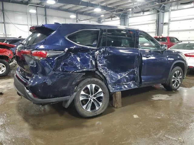 5TDGZRBH5LS520370 2020 2020 Toyota Highlander- Xle 3