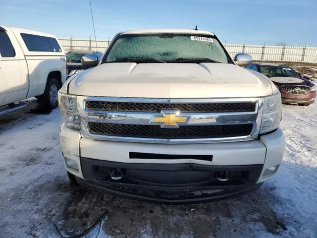 3GCPKTE38BG315821 2011 2011 Chevrolet Silverado- K1500 Ltz 5