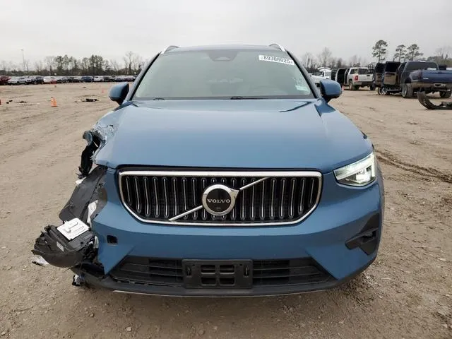 YV4L12UEXP2931841 2023 2023 Volvo XC40- Plus 5