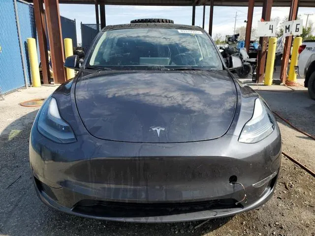 7SAYGDEF4RA274643 2024 2024 Tesla MODEL Y 5